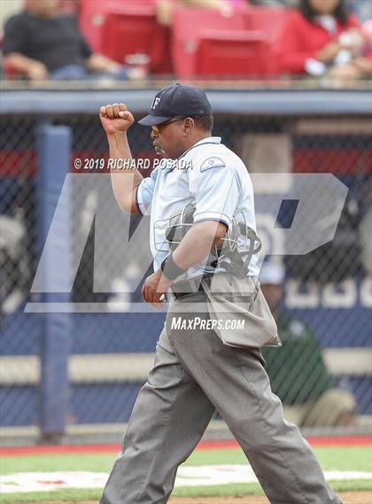 Thumbnail 1 in Templeton vs. Dinuba (CIF CS D3 Final) photogallery.