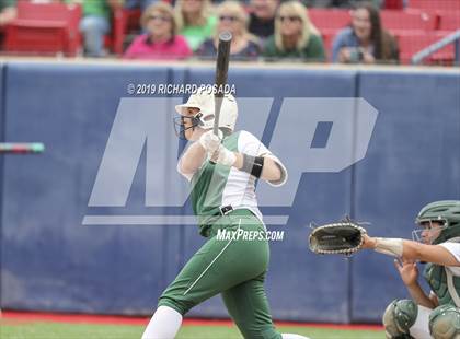 Thumbnail 3 in Templeton vs. Dinuba (CIF CS D3 Final) photogallery.