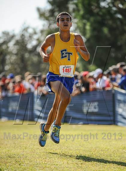 Thumbnail 2 in Clovis Invitational (Boys Varsity Division 1) photogallery.