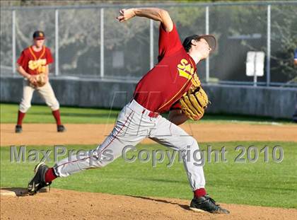 Thumbnail 2 in La Canada @ Poly photogallery.