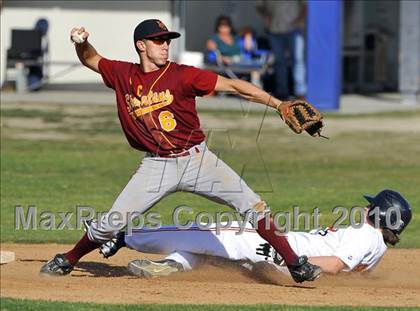 Thumbnail 1 in La Canada @ Poly photogallery.