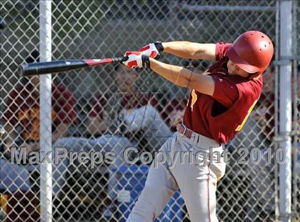 Thumbnail 1 in La Canada @ Poly photogallery.