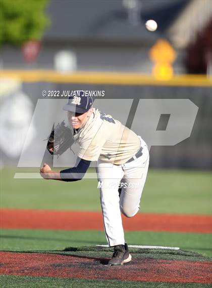 Thumbnail 3 in Columbia @ Middleton (IHSAA 4A District III Final) photogallery.