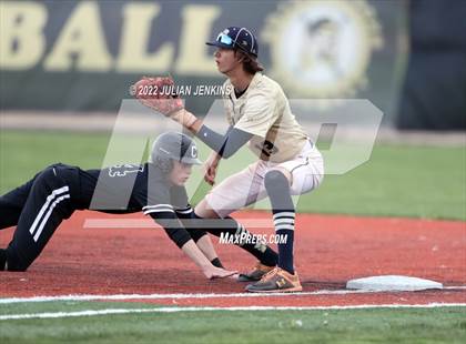 Thumbnail 3 in Columbia @ Middleton (IHSAA 4A District III Final) photogallery.