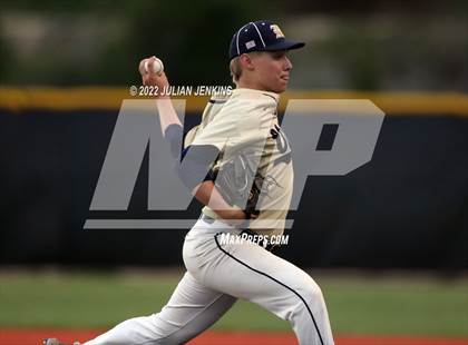 Thumbnail 2 in Columbia @ Middleton (IHSAA 4A District III Final) photogallery.