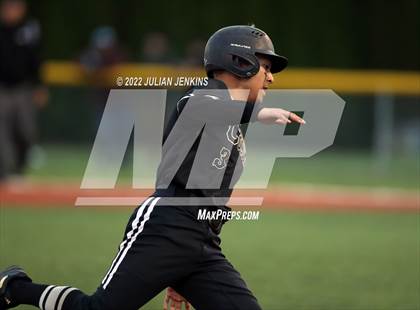 Thumbnail 1 in Columbia @ Middleton (IHSAA 4A District III Final) photogallery.