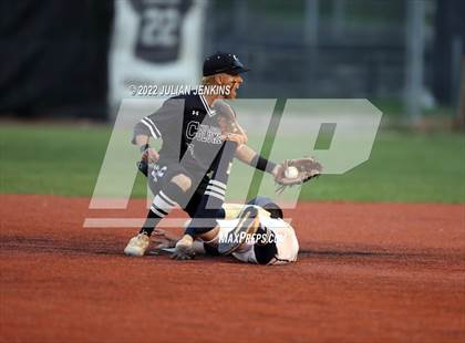 Thumbnail 2 in Columbia @ Middleton (IHSAA 4A District III Final) photogallery.