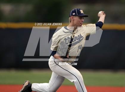 Thumbnail 3 in Columbia @ Middleton (IHSAA 4A District III Final) photogallery.