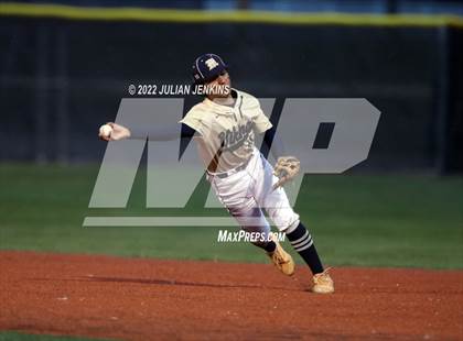 Thumbnail 1 in Columbia @ Middleton (IHSAA 4A District III Final) photogallery.