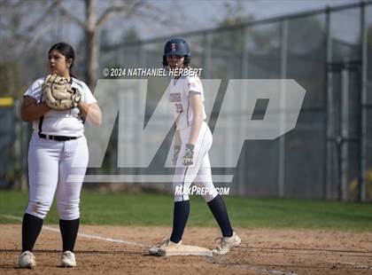 Thumbnail 3 in Sunny Hills @ Yorba Linda photogallery.