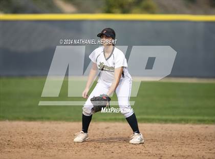 Thumbnail 3 in Sunny Hills @ Yorba Linda photogallery.