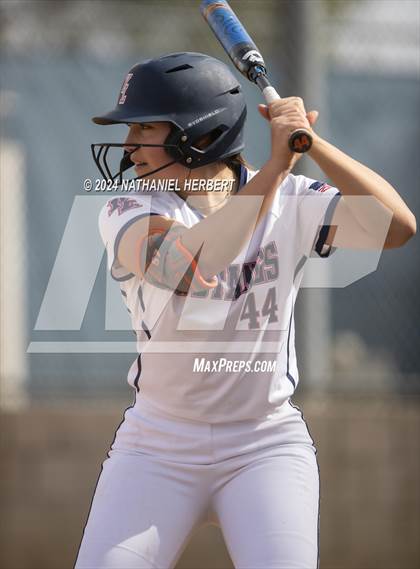 Thumbnail 3 in Sunny Hills @ Yorba Linda photogallery.