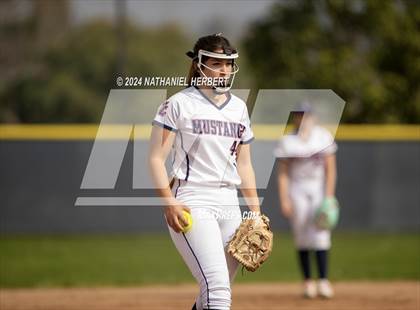 Thumbnail 3 in Sunny Hills @ Yorba Linda photogallery.