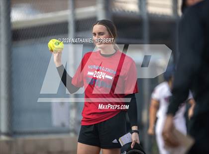 Thumbnail 1 in Sunny Hills @ Yorba Linda photogallery.