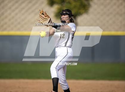 Thumbnail 2 in Sunny Hills @ Yorba Linda photogallery.