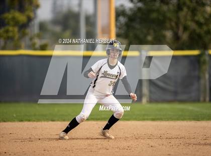Thumbnail 3 in Sunny Hills @ Yorba Linda photogallery.