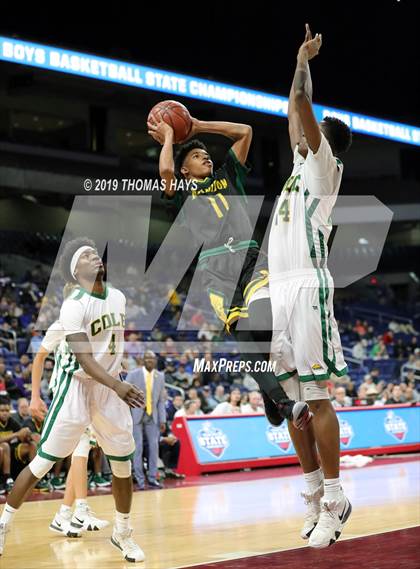 Thumbnail 2 in Cole vs. Madison (UIL 3A Semifinal) photogallery.