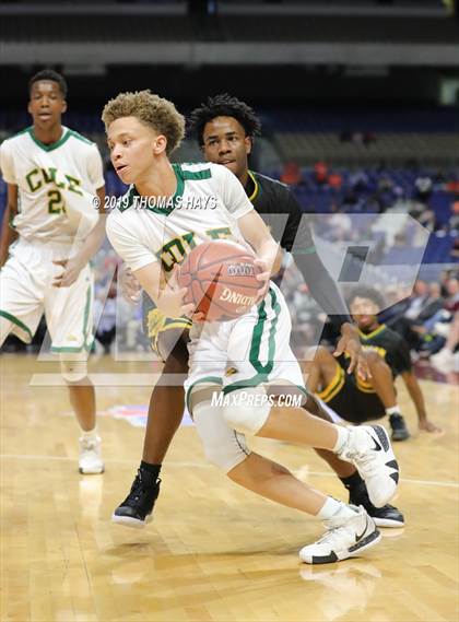 Thumbnail 2 in Cole vs. Madison (UIL 3A Semifinal) photogallery.