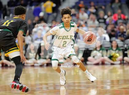 Thumbnail 2 in Cole vs. Madison (UIL 3A Semifinal) photogallery.