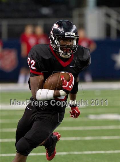 Thumbnail 1 in Trinity vs. Allen (5A Division 1 Region 1 Area Playoff) photogallery.