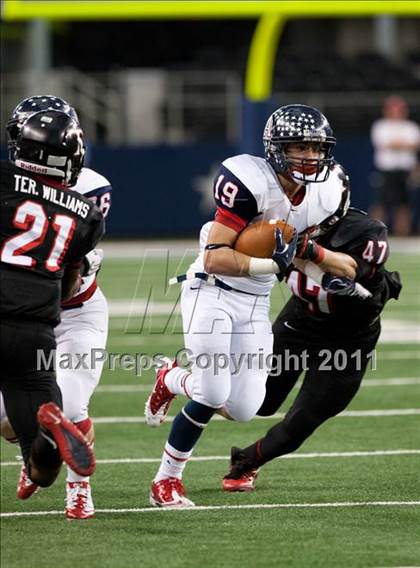 Thumbnail 3 in Trinity vs. Allen (5A Division 1 Region 1 Area Playoff) photogallery.