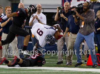 Thumbnail 2 in Trinity vs. Allen (5A Division 1 Region 1 Area Playoff) photogallery.