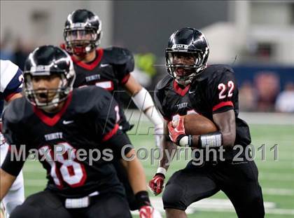 Thumbnail 2 in Trinity vs. Allen (5A Division 1 Region 1 Area Playoff) photogallery.