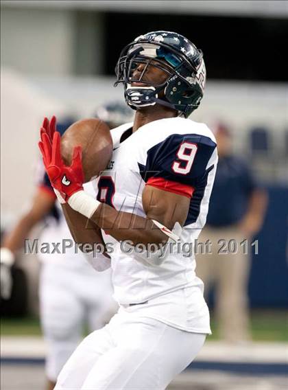 Thumbnail 1 in Trinity vs. Allen (5A Division 1 Region 1 Area Playoff) photogallery.