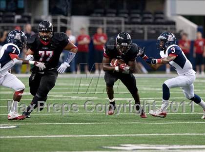 Thumbnail 2 in Trinity vs. Allen (5A Division 1 Region 1 Area Playoff) photogallery.