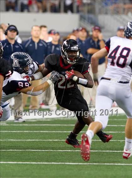 Thumbnail 1 in Trinity vs. Allen (5A Division 1 Region 1 Area Playoff) photogallery.