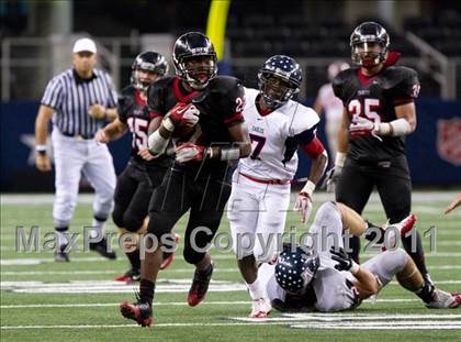 Thumbnail 1 in Trinity vs. Allen (5A Division 1 Region 1 Area Playoff) photogallery.