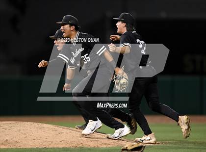 Thumbnail 2 in Peninsula vs. Apple Valley (CIF-SS D5 Final) photogallery.