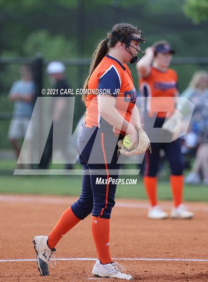 Thumbnail 1 in Dickson County vs Summit photogallery.