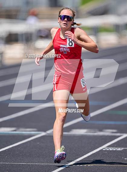 Thumbnail 2 in UIL 6A Track & Field Area 21&22 (800M) photogallery.