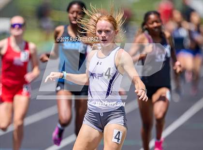 Thumbnail 1 in UIL 6A Track & Field Area 21&22 (800M) photogallery.
