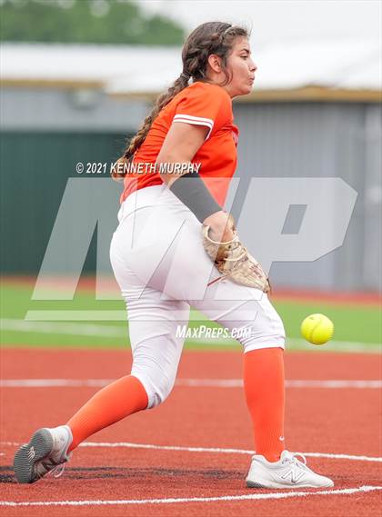 Thumbnail 3 in Midlothian Heritage vs Celina (UIL 4A Bi-District Playoff Game 3) photogallery.