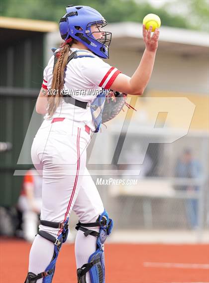 Thumbnail 3 in Midlothian Heritage vs Celina (UIL 4A Bi-District Playoff Game 3) photogallery.