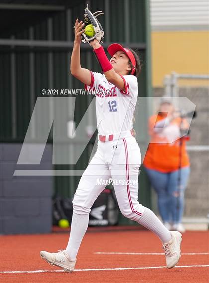 Thumbnail 1 in Midlothian Heritage vs Celina (UIL 4A Bi-District Playoff Game 3) photogallery.