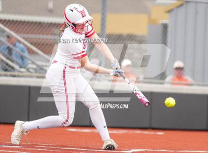 Thumbnail 1 in Midlothian Heritage vs Celina (UIL 4A Bi-District Playoff Game 3) photogallery.