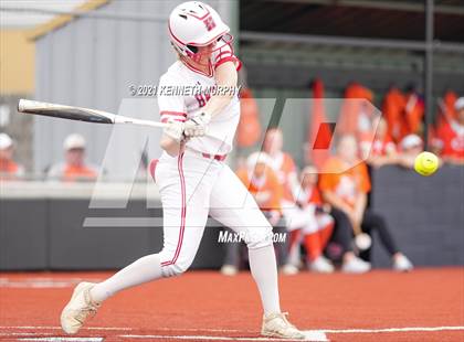 Thumbnail 1 in Midlothian Heritage vs Celina (UIL 4A Bi-District Playoff Game 3) photogallery.