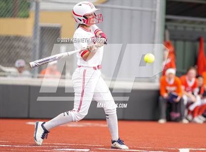 Thumbnail 1 in Midlothian Heritage vs Celina (UIL 4A Bi-District Playoff Game 3) photogallery.