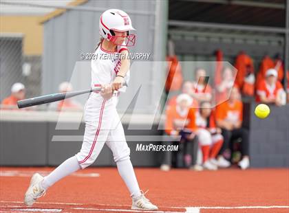 Thumbnail 2 in Midlothian Heritage vs Celina (UIL 4A Bi-District Playoff Game 3) photogallery.