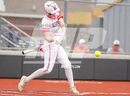 Thumbnail 3 in Midlothian Heritage vs Celina (UIL 4A Bi-District Playoff Game 3) photogallery.