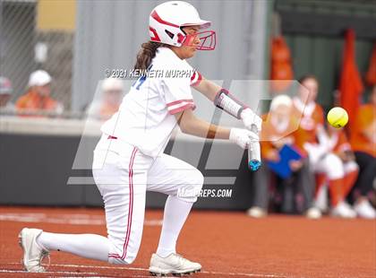 Thumbnail 2 in Midlothian Heritage vs Celina (UIL 4A Bi-District Playoff Game 3) photogallery.