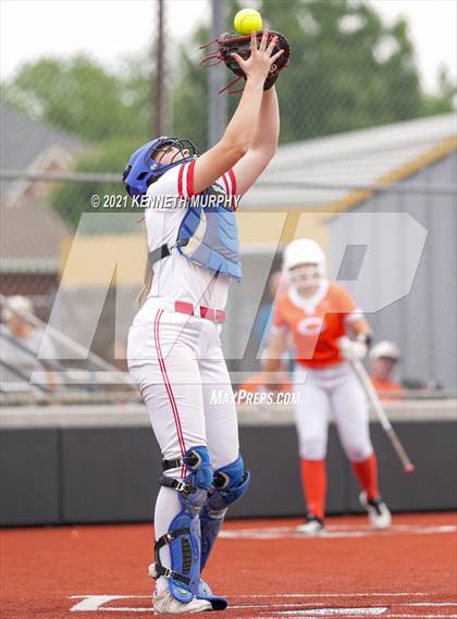 Thumbnail 1 in Midlothian Heritage vs Celina (UIL 4A Bi-District Playoff Game 3) photogallery.