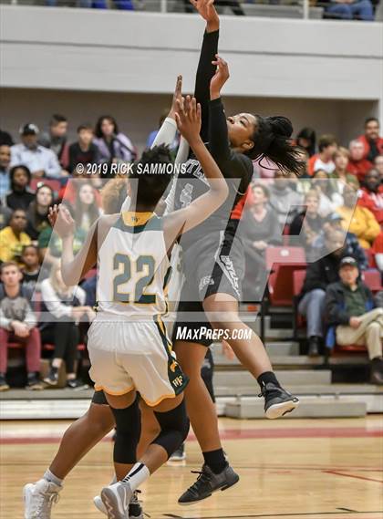 Thumbnail 3 in West Forsyth vs. David W. Butler (NCHSAA 4A Western Regional) photogallery.