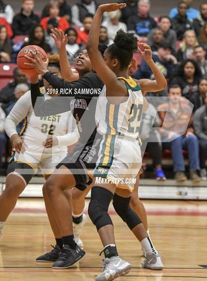 Thumbnail 3 in West Forsyth vs. David W. Butler (NCHSAA 4A Western Regional) photogallery.