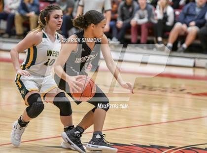 Thumbnail 2 in West Forsyth vs. David W. Butler (NCHSAA 4A Western Regional) photogallery.