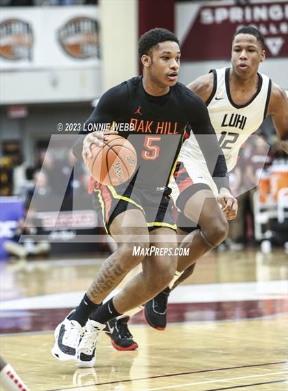 Thumbnail 3 in Long Island Lutheran vs. Oak Hill Academy (Spalding Hoophall Classic) photogallery.