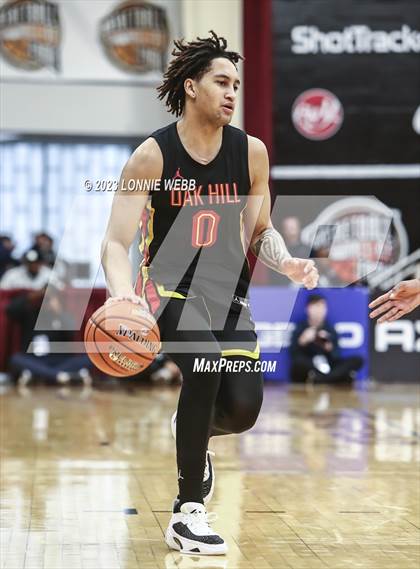 Thumbnail 2 in Long Island Lutheran vs. Oak Hill Academy (Spalding Hoophall Classic) photogallery.